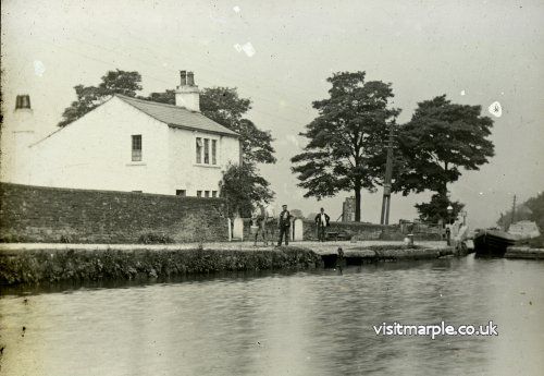 The Lock Keeper's Cottage at Lock no. 9