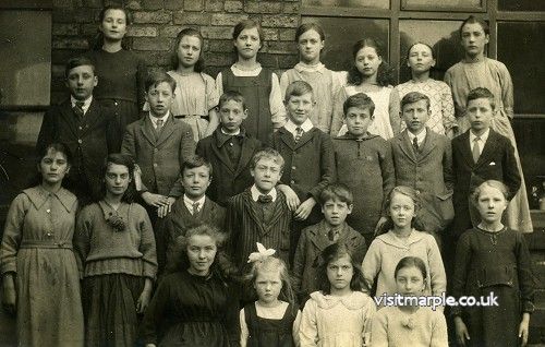 Children at The Albert Schools about 1918
