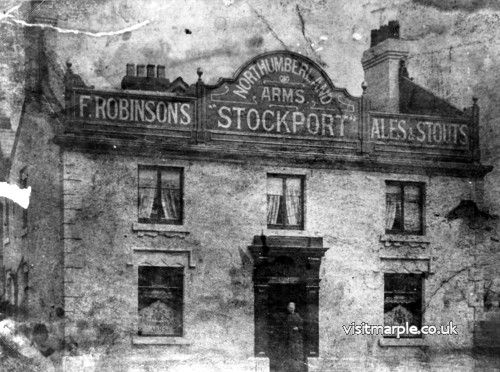 A very early photo of the Northumberland Arms on Compstall Road. 